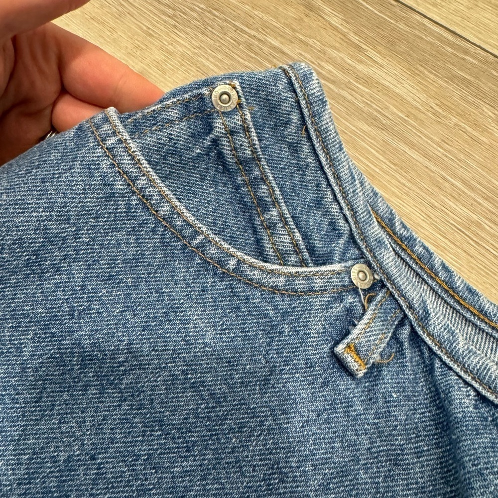 Vintage Y2K mid rise denim jean shorts - Picture 8 of 10